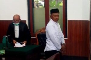 Terdakwa Andik Kuswanto Alias Galesong usai mendengar dakwaan JPU di Pengadilan Negeri Surabaya Rabu (11/2/2026)