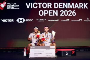 Foto: Bidang Media dan Humas PP PBSI Fajar Alfian/Muhammad Shohibul Fikri berada di podium juara Denmark Open 2026.
