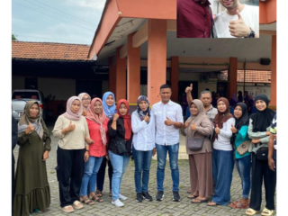 Diantar Emak-Emak, Sahabat Raffi Ahmad Maju Kepala Desa