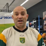 Bernardo Tavarez mengubah program latihan Persebaya selama bulan puasa.