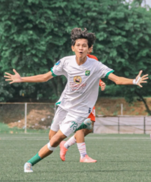 Aleandro Alam Maulana, salah satu pemain Persebaya yang dipanggil seleksi Indonesia U20. (foto:IGEmosiJiwaku)