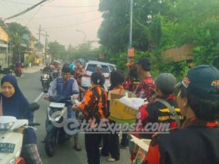 Pemuda Pancasila PAC Gubeng Gelar Berbagi Takjil
