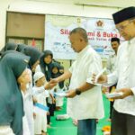 Persatuan Wartawan Indonesia (PWI) Provinsi Jawa Timur, menggelar buka puasa bersama (Bukber) dengan anak yatim yang dilangsungkan gedung graha PWI provinsi Jawa Timur jl Taman Apsari, Surabaya, Jumat ( 6/3/2026).