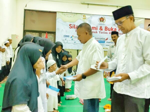 Rangkain HPN 2026, PWI Jatim Beri Santunan Anak Yatim Dhuafa di Bulan Ramadhan