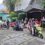 Jemaat GBT Pniel Menebar Kasih di Bulan Ramadan dengan Berbagi Takjil