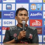 Pelatih sementara (caretaker) Madura United Rakhmad Basuki