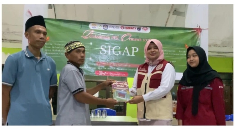 Penutupan Program Penguatan Kapasitas Organisasi Kemahasiswaan (PPK Ormawa) Sistem Terintegrasi Budidaya Kepiting Bakau Berbasis RAS, IoT, dan Energi Surya (SIGAP) resmi berakhir di Desa Tanjangawan, Kabupaten Gresik, pada Jumat (7/8/2026)
