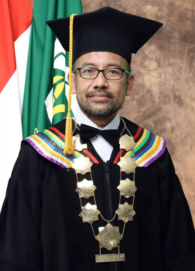 Akhmad Muzakki tidak lagi menduduki Rektor Universitas Islam Negeri Sunan Ampel (UINSA) Surabaya. (foto: dokumen)