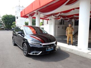Ganti Semua Mobil Dinas dengan Mobil Listrik